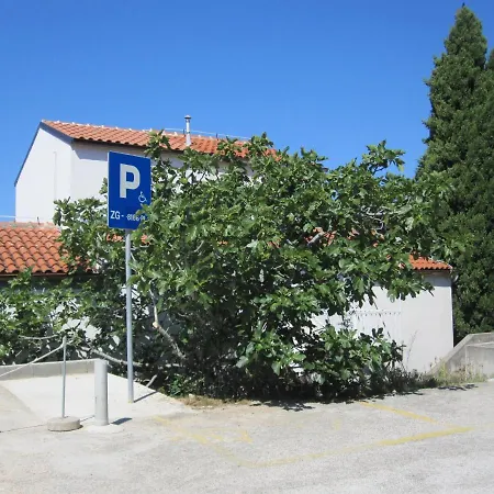 Apartman Zaglav *